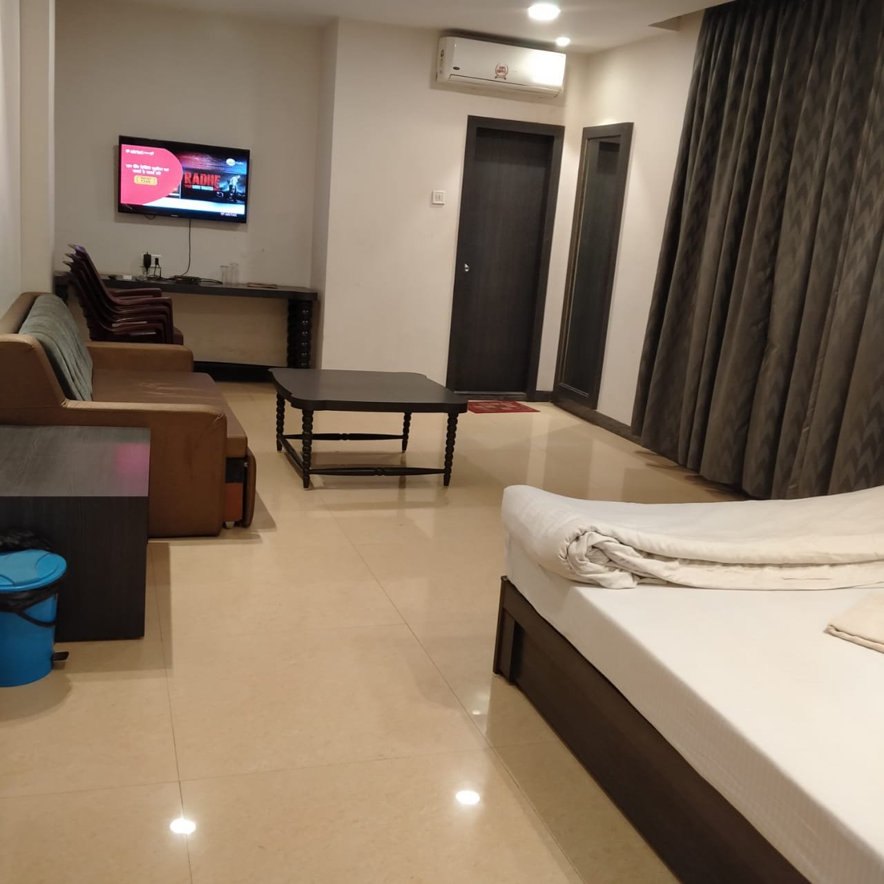 Corporate Deluxe Room